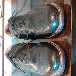 Reebok Wing Tip Golf shoes Size 8.5 EUC Very classic